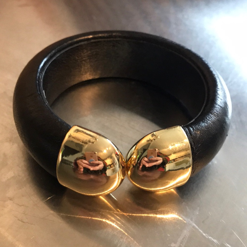 Banana republic leather bracelet